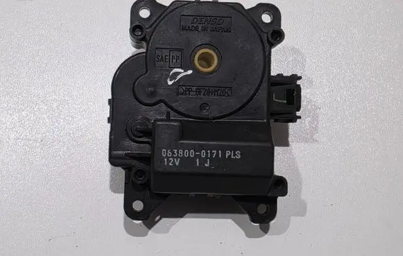 Lexus IS 220D-250-350 Air flap motor/actuator 8710630450 0638000171
