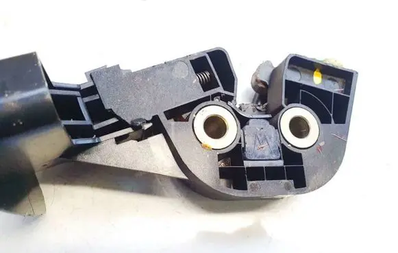 Ford Mondeo Mk III Seat back rest lock catch 