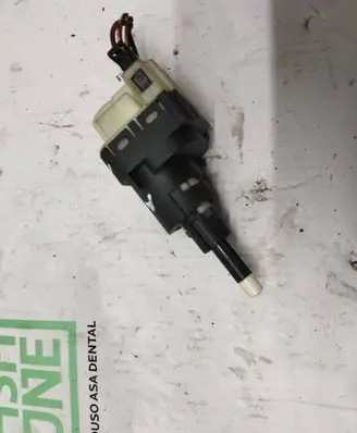 Audi A4 S4 B6 8E 8H Brake pedal sensor switch 1K2945511