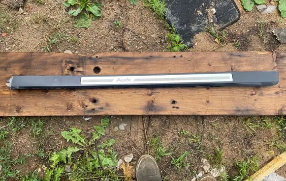 Audi A8 S8 D3 4E Front sill trim cover 4E0853986B