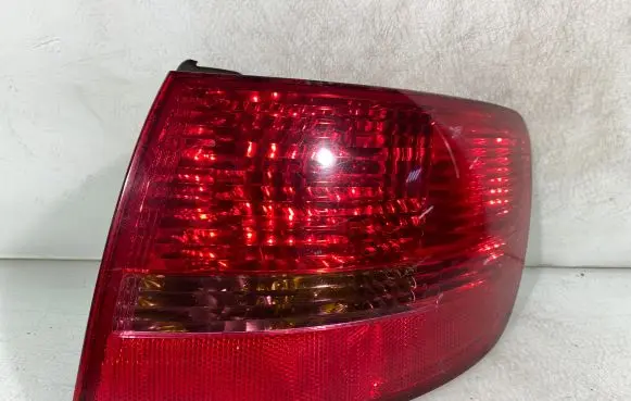 Audi A6 S6 C6 4F Rear/tail lights 4f9945096