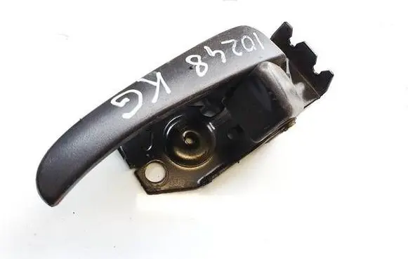Hyundai Trajet Rear door interior handle