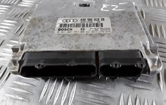 Audi A3 S3 8L Engine control unit/module 038906018BB 0281001757 28SA3429