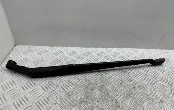 Toyota Avensis T270 Front wiper blade arm 8522105090 3392125686 799834