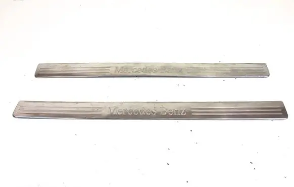Mercedes-Benz GLK (X204) Other exterior part A2046800135