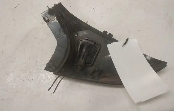 Volvo C30 Plastic wing mirror trim cover