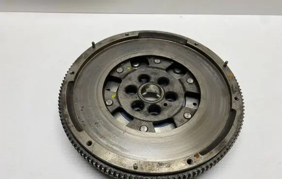 Volkswagen Tiguan Dual mass flywheel 415045710