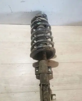 Volvo XC90 Front shock absorber with coil spring 30683104