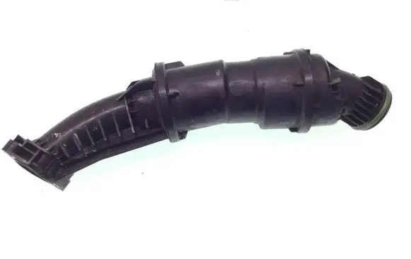 Volvo XC90 Intercooler hose/pipe 31331636