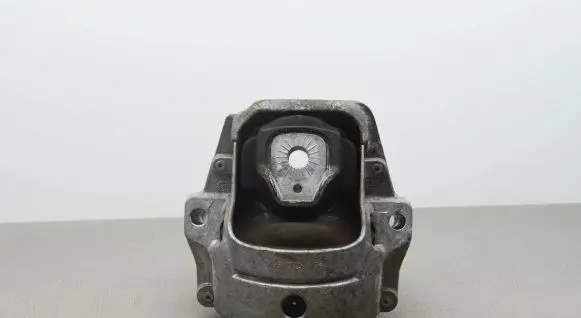 Audi Q5 SQ5 Engine mount bracket