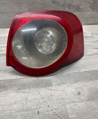 Volkswagen PASSAT B6 Rear/tail lights 3C9945096N