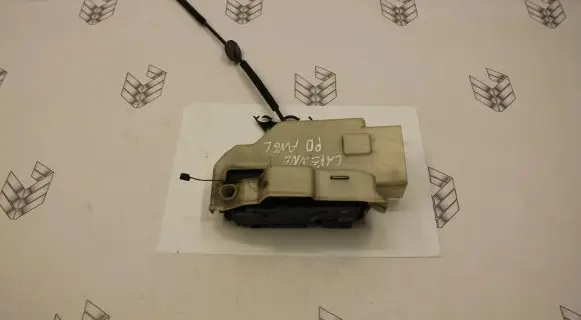 Porsche Cayenne (9PA) Front door lock 7L0837090