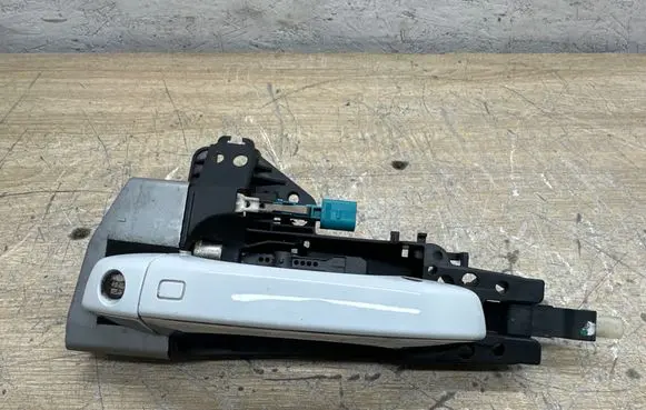 Audi A7 S7 4G Front door exterior handle 