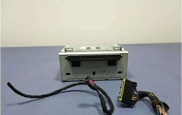 Ford Fiesta Radio/CD/DVD/GPS head unit AA6T18C815AE