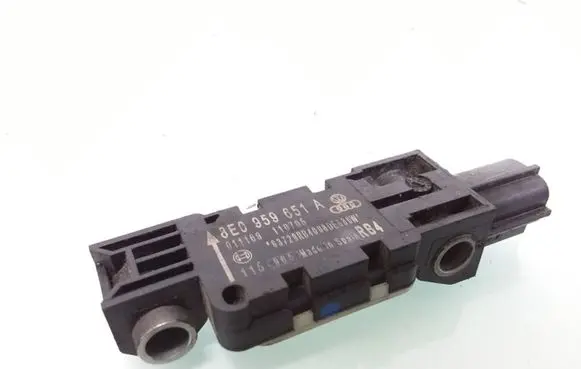 Audi A4 S4 B7 8E 8H Airbag deployment crash/impact sensor 8E0959651A 63729RB4008DE680W 011169110705