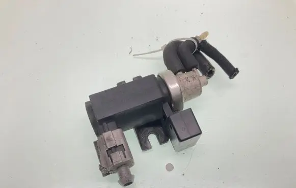 Audi A4 S4 B6 8E 8H Turbo solenoid valve 8E0906627B 2290310
