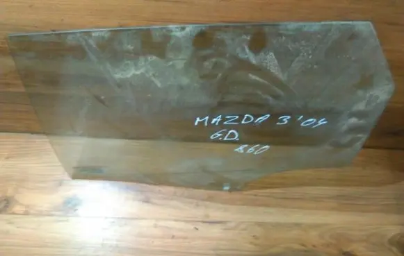 Mazda 3 I Rear door window glass
