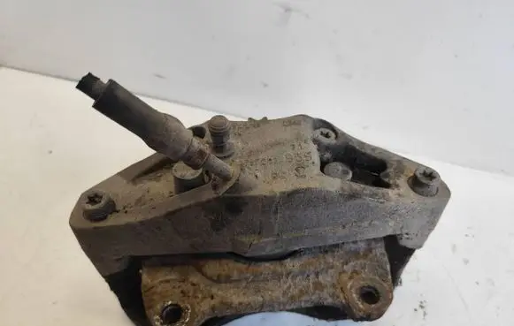 Volvo XC90 Front brake caliper 30657303959