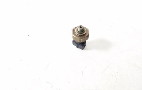 Mercedes-Benz S W220 Air conditioning (A/C) pressure sensor A1408300072