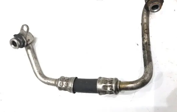BMW X6 E71 Turbo turbocharger oiling pipe/hose 