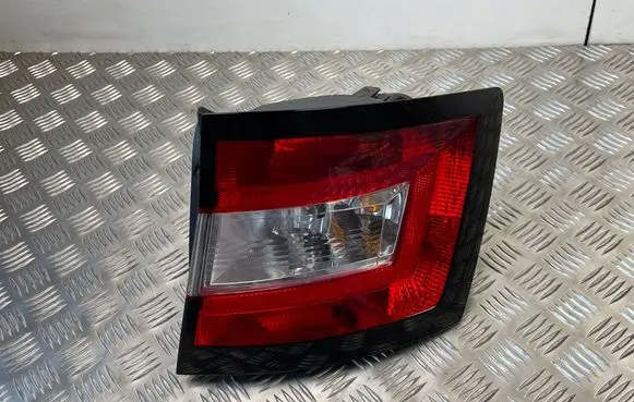 Rear/tail lights