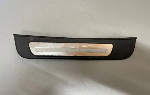Audi A5 Sportback 8TA Rear sill trim cover 8T8853375