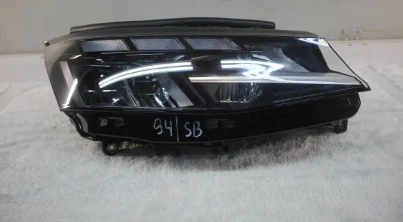 Volkswagen Transporter - Caravelle T7 Headlight/headlamp 7T1941036AD 12033060000 2302162005