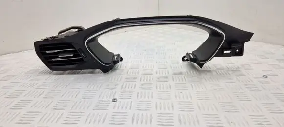 Ford Focus Dashboard trim JX7BA044D70 JX7B19C696 10012019