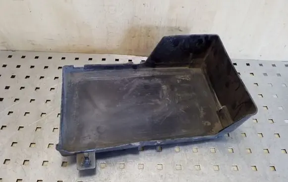 Mitsubishi Outlander Battery tray 8201A004