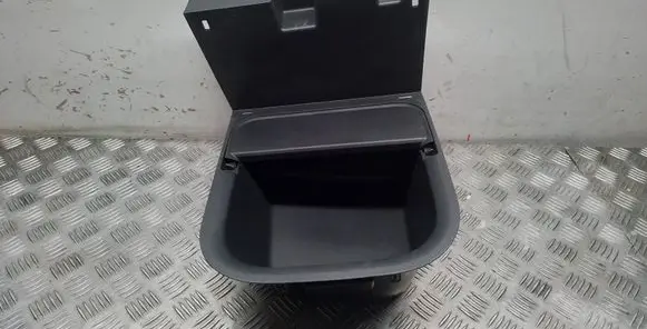 Toyota RAV 4 (XA50) Glove box in trunk 6535142010
