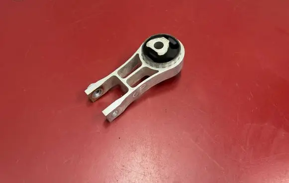 Chrysler Pacifica Engine mount bracket 68485537AA