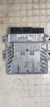 Peugeot 5008 Engine control unit/module S180123008