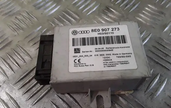 Audi A4 S4 B7 8E 8H Tire pressure control unit 8E0907273