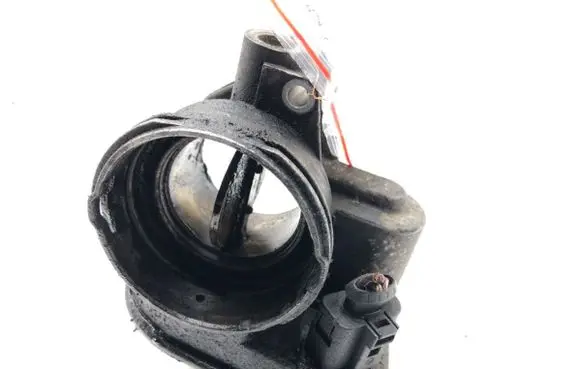 Volkswagen PASSAT B6 Engine shut-off valve 038128063G