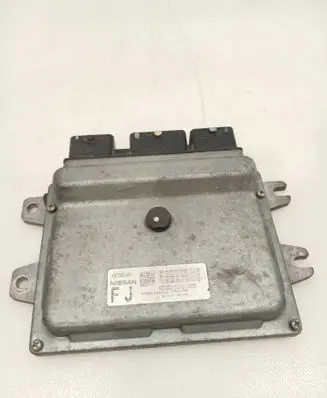Nissan Qashqai+2 Engine control unit/module MEC93370