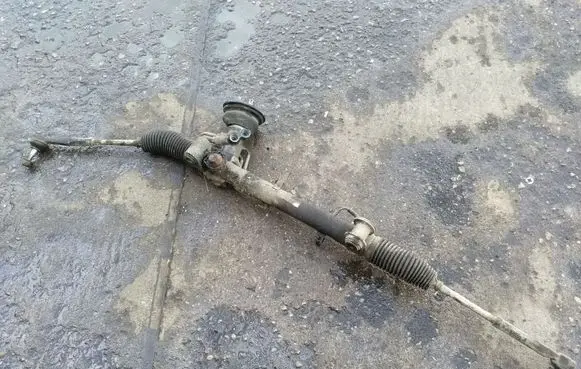 Opel Astra G Steering rack