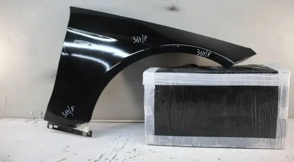 Mercedes-Benz E W212 Fender mounting bracket A2128810201