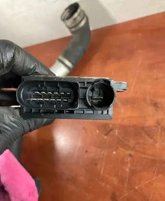 Glow plug pre-heat relay