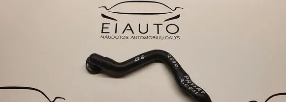 Volkswagen PASSAT B6 Breather hose/pipe 06F103217
