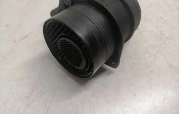 Audi A4 S4 B6 8E 8H Mass air flow meter 074906461B 0281002461