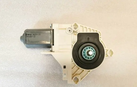 Audi A5 8T 8F Front door window regulator motor 8K0959802A