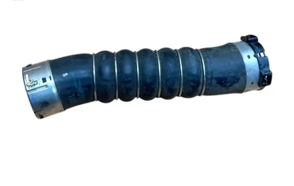 BMW 5 G30 G31 Intercooler hose/pipe 11618580080 8580080