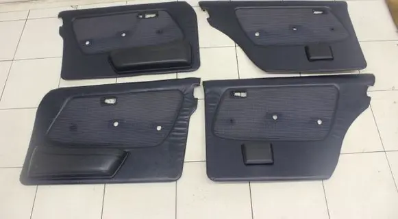 Mercedes-Benz R W251 Front door card panel trim