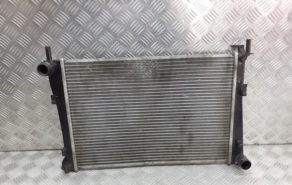 Mazda 2 Coolant radiator