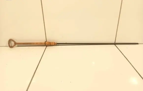 Volkswagen Golf IV Oil level dip stick 028115611H