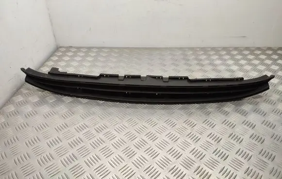 Opel Corsa E Front bumper lower grill 13432002 39003563