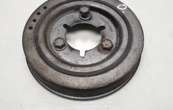 Citroen C4 I Crankshaft pulley 9653771880