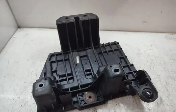 KIA Sportage Battery tray 371502S200