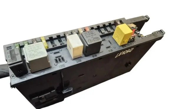Mercedes-Benz C W204 Comfort/convenience module 2035453401 5DK00848615