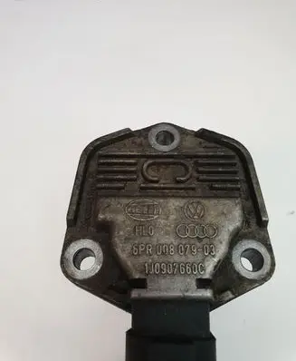 Volkswagen PASSAT B6 Oil level sensor 1J0907660C
